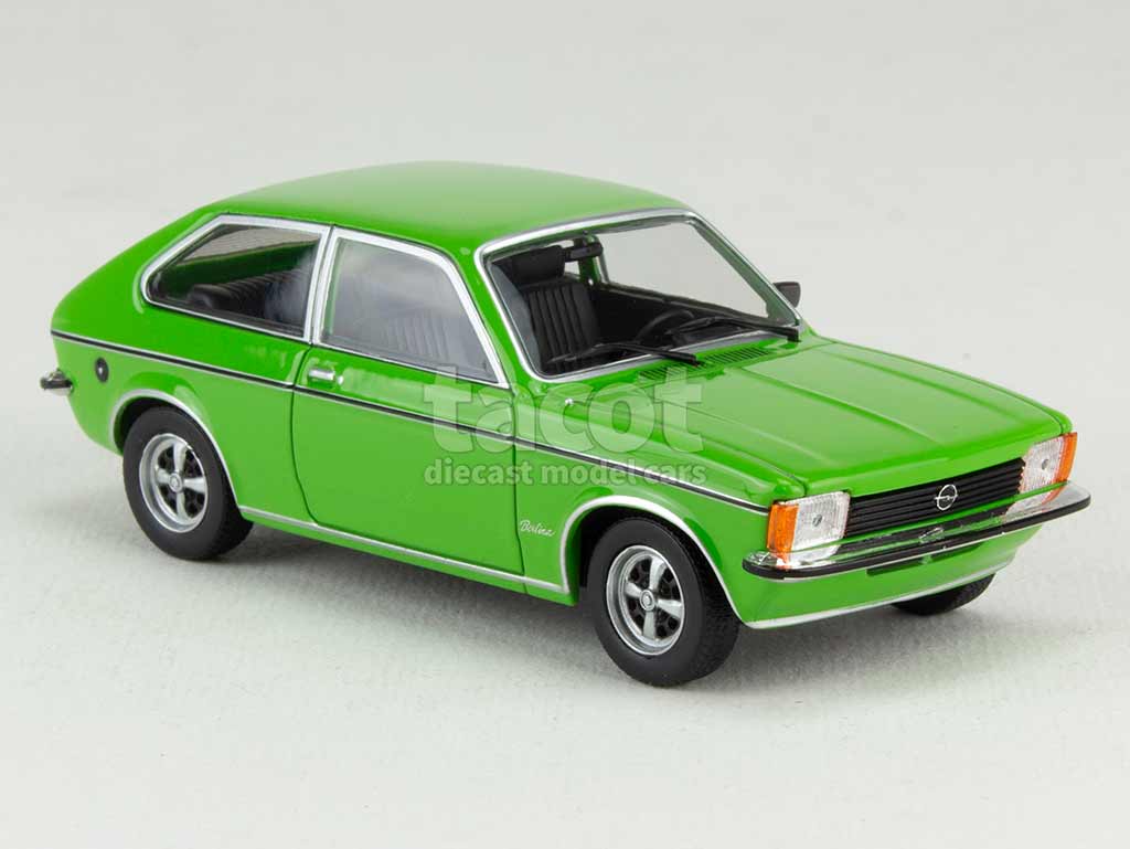 Opel Kadett C City 1978 Maxichamps 1 43 Autos Miniatures Tacot