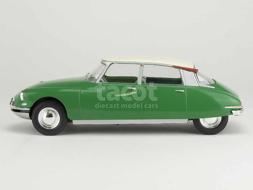 3237 Citroën DS19 1956