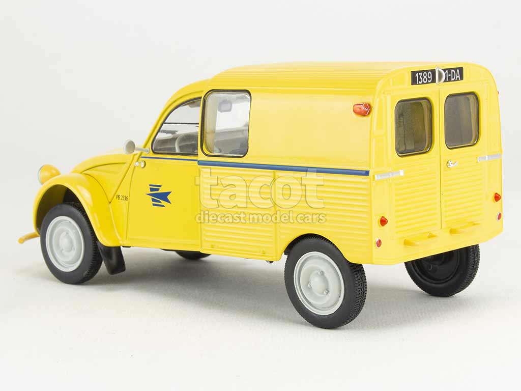 1/24 Maquette CITROEN 2CV FOURGONETTE AK250- HELLER 82701 