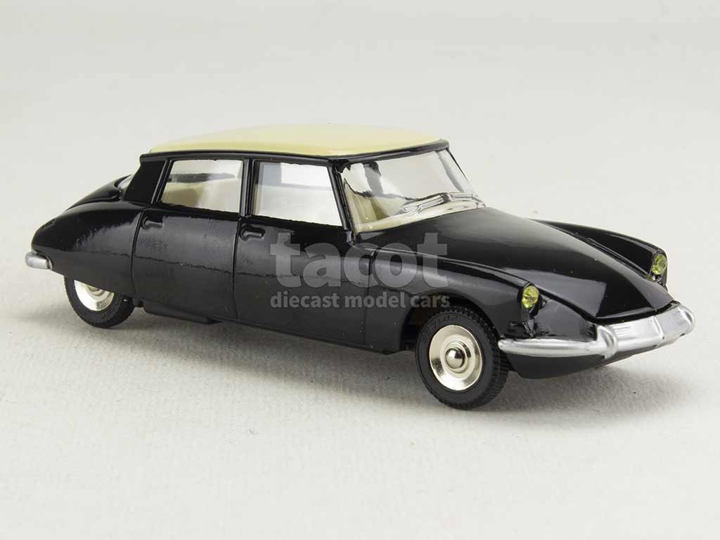 4509 Citroën DS19 1956