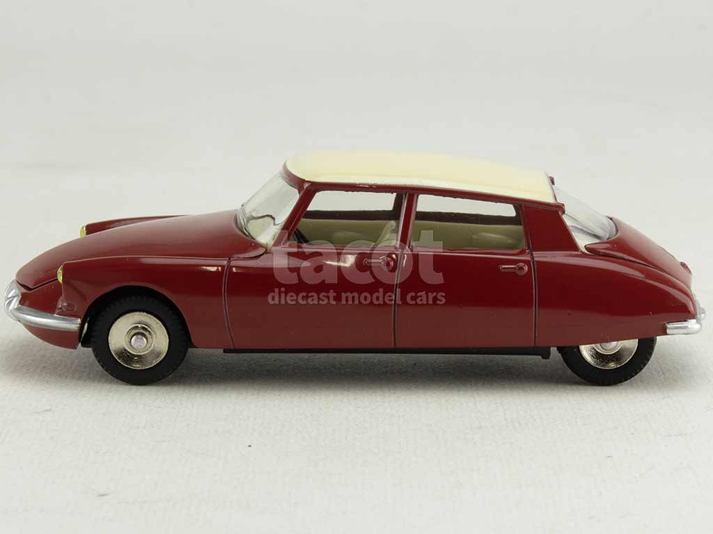 4602 Citroën DS19 1956