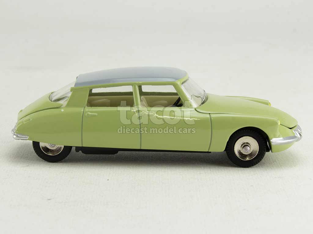 4603 Citroën DS19 1956