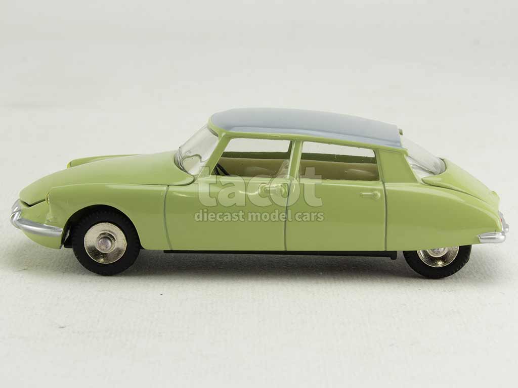 4603 Citroën DS19 1956