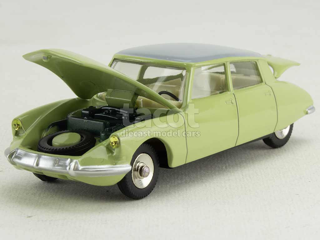 4603 Citroën DS19 1956