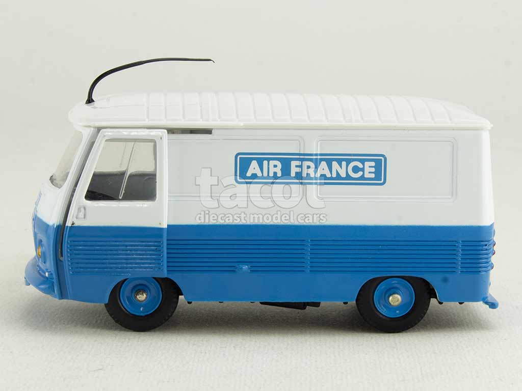 4626 Peugeot J7 Fourgon Air France