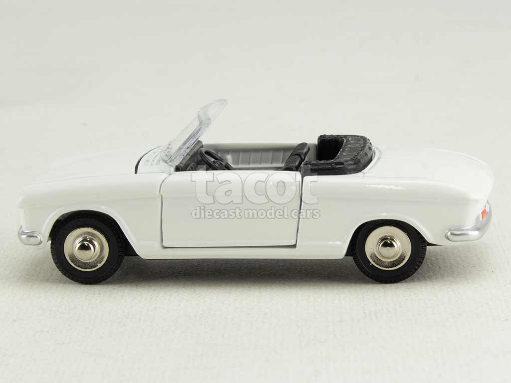 4680 Peugeot 204 Cabriolet 1967