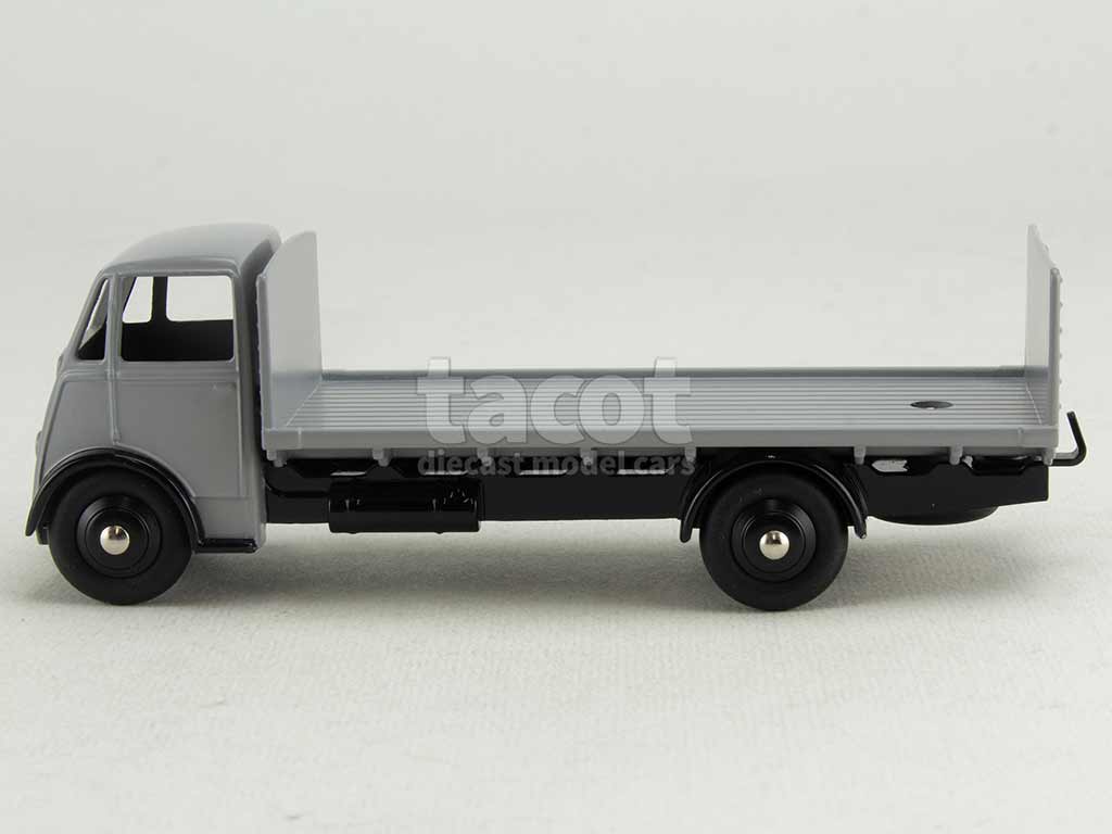 4684 Guy Flat Truck With Tailboard