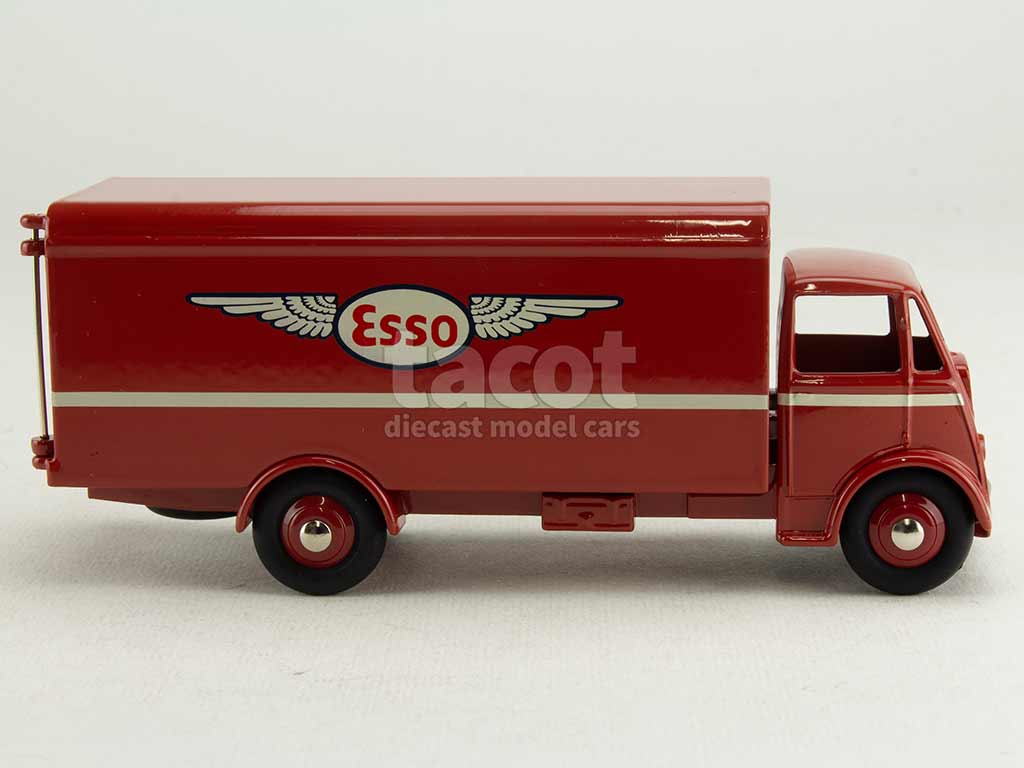 4705 Guy Van Esso