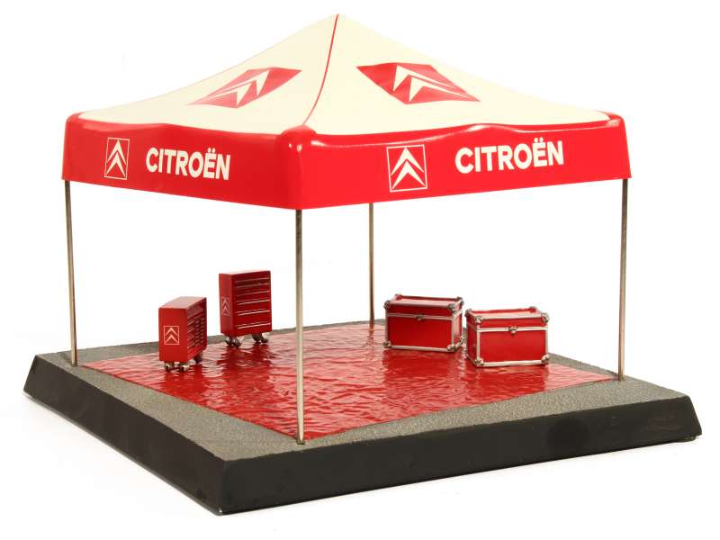 8152 Divers Diorama Stand Citroen