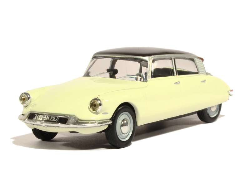 10368 Citroën DS19 1957