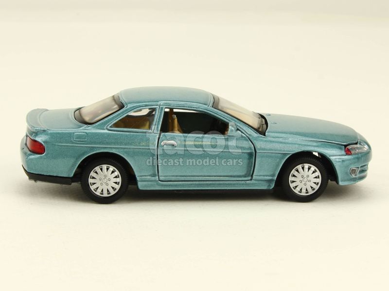 17616 Lexus SC400