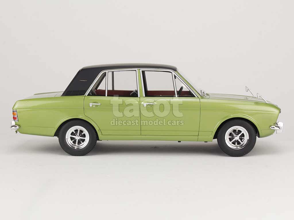 100056 Ford Cortina 1600E 1970