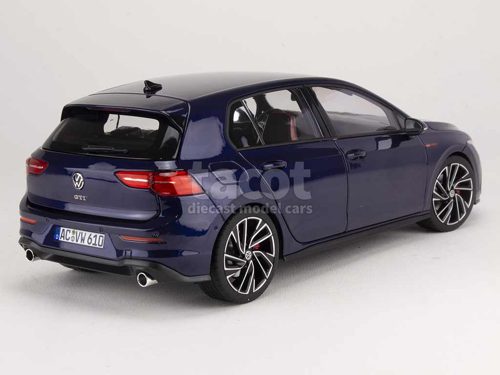 100444 Volkswagen Golf VIII GTi 2020