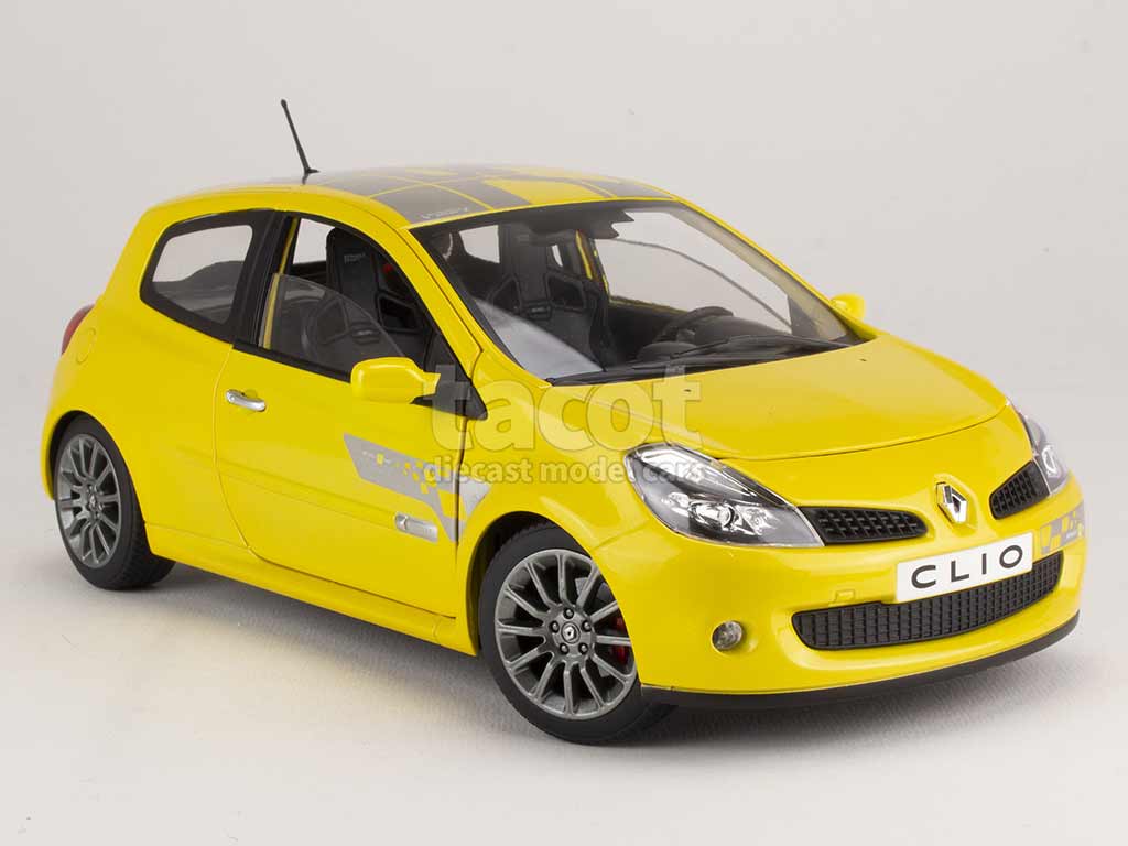 100454 Renault Clio III RS F1 Team 2007