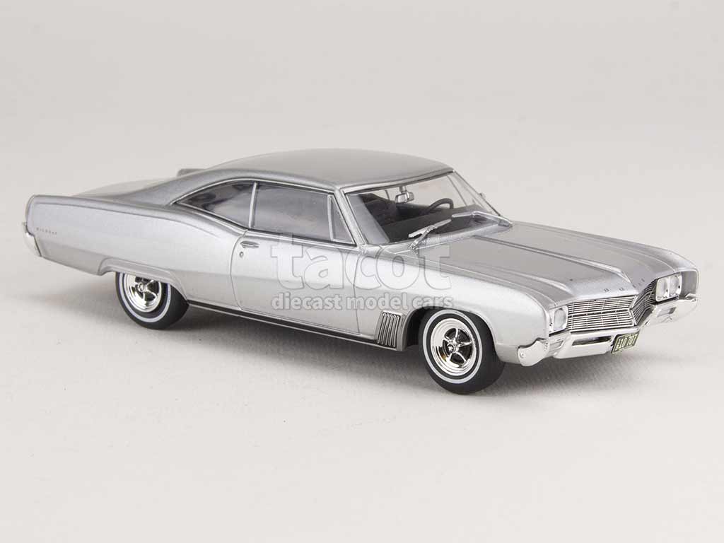 100504 Buick Wildcat 1967