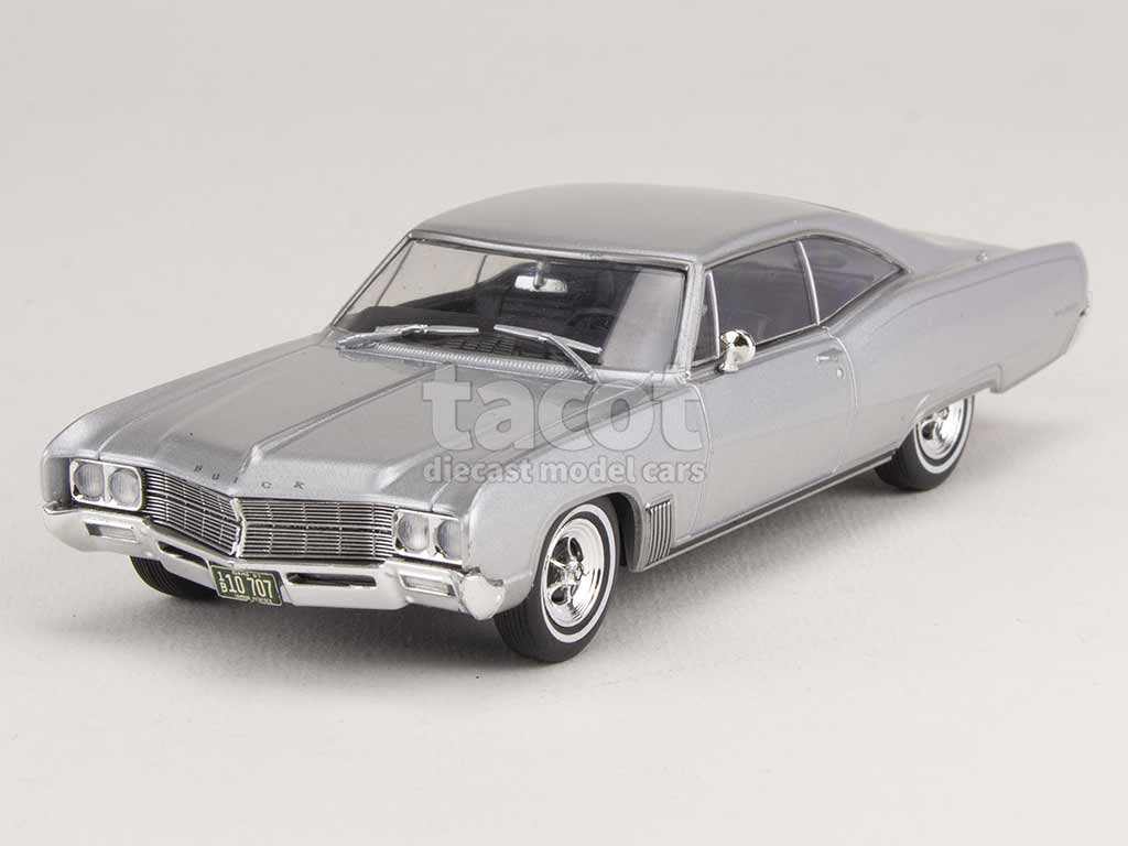 100504 Buick Wildcat 1967