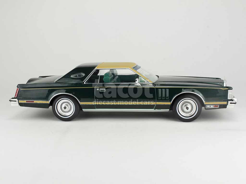 100707 Lincoln Continental Mark V 1977