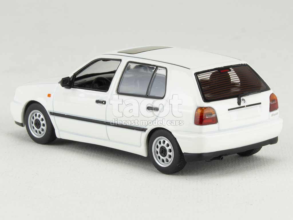 Volkswagen - Golf IV 5 Doors 1997 - Minichamps - 1/43 - Autos Miniatures  Tacot