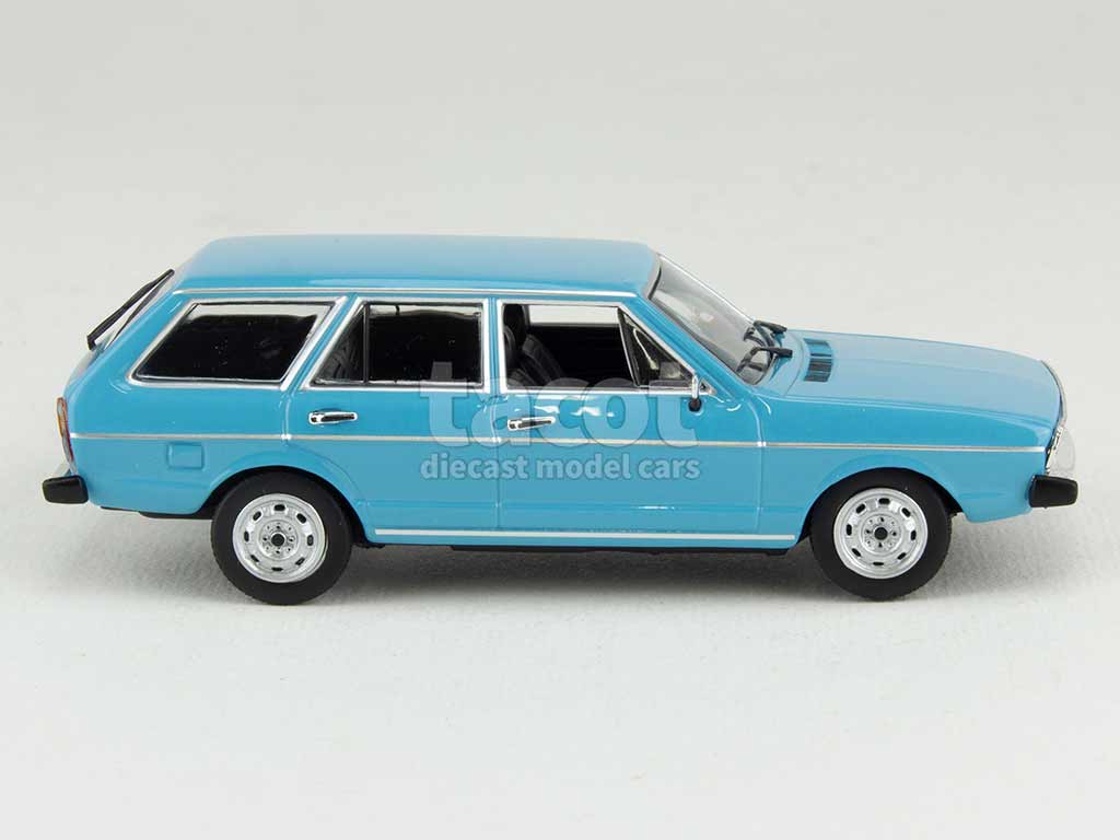 100820 Volkswagen Passat LS Variant 1975