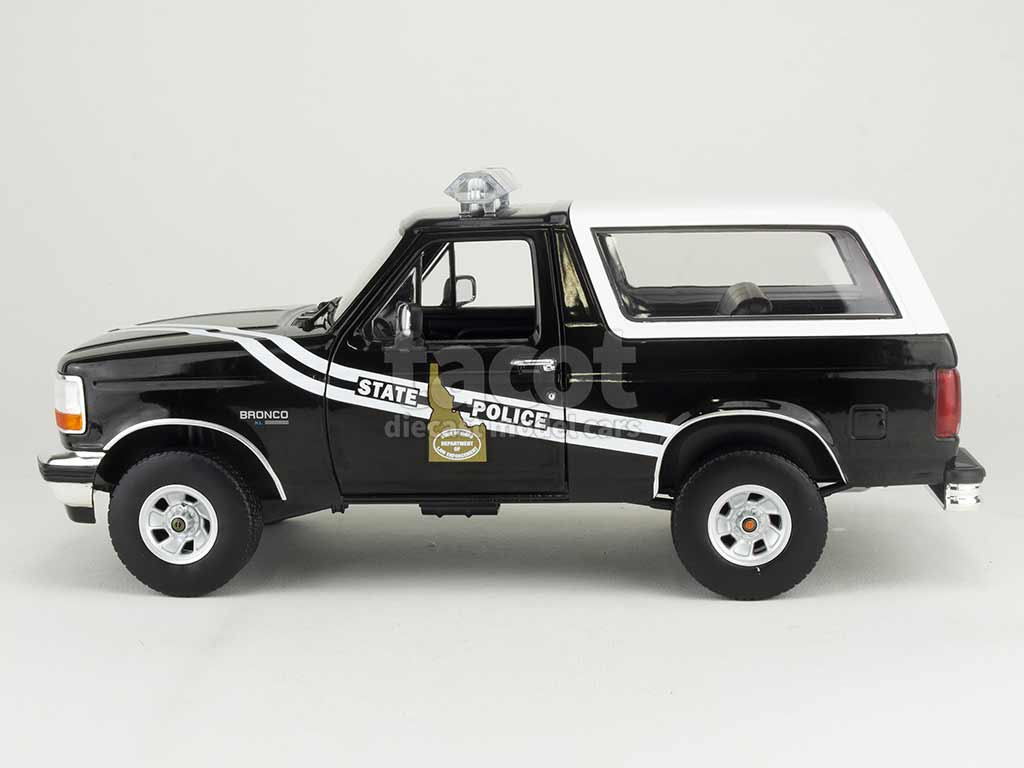 100872 Ford Bronco Police 1996