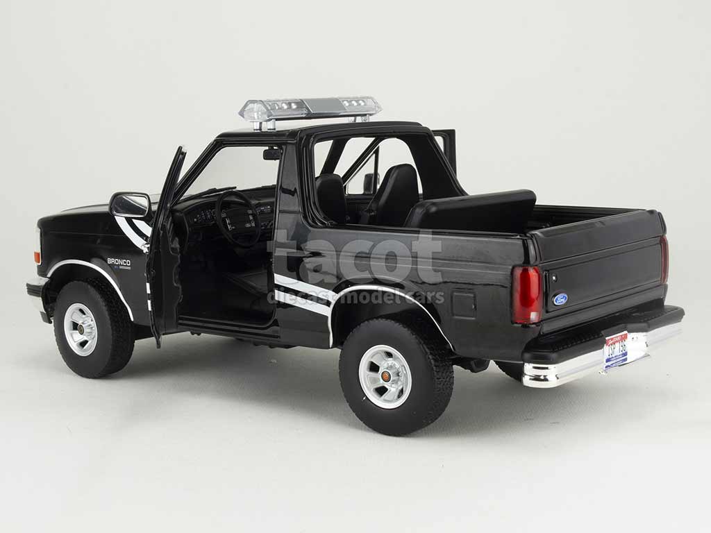 100872 Ford Bronco Police 1996