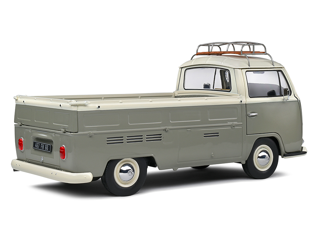 101012 Volkswagen Combi T2 Pick-Up 1968