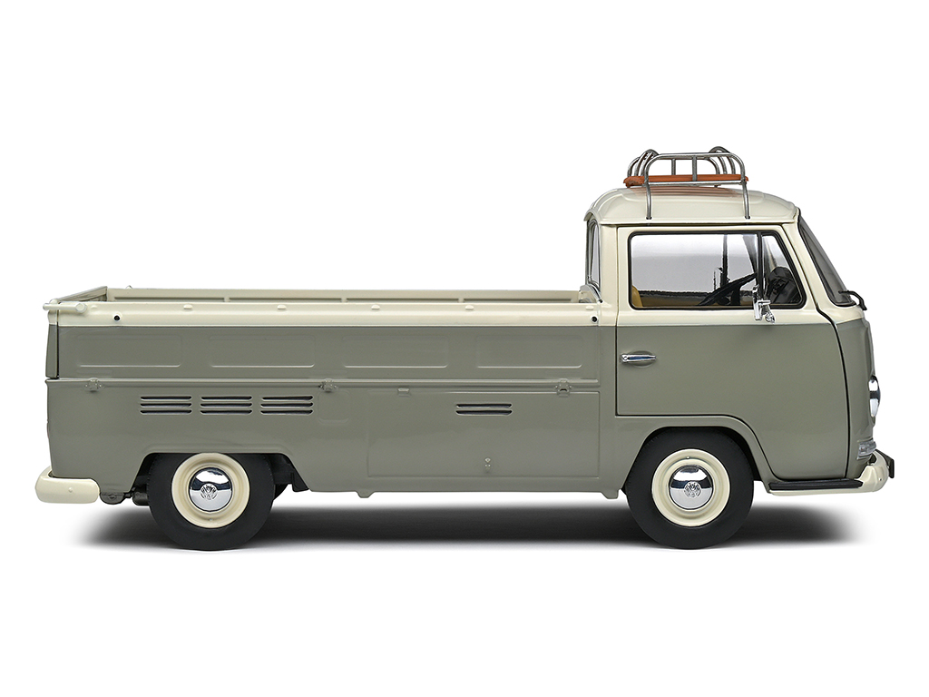 101012 Volkswagen Combi T2 Pick-Up 1968