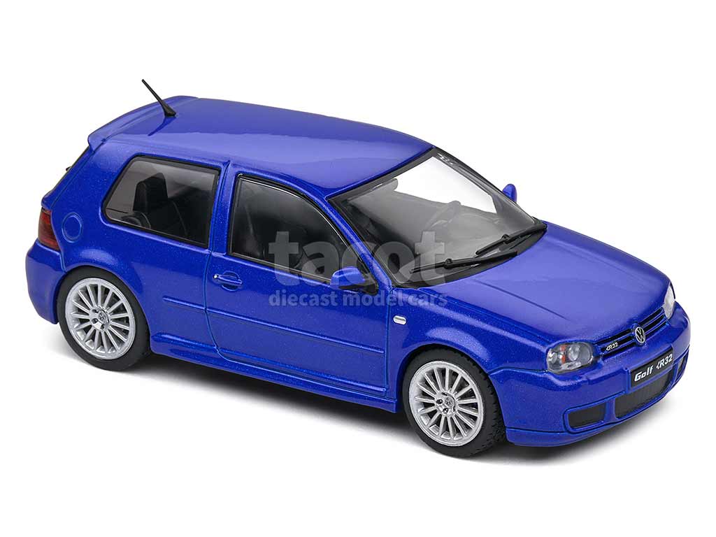 101203 Volkswagen Golf IV R32 2003