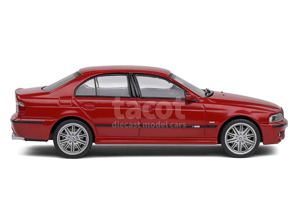 101534 BMW M5/ E39 2004