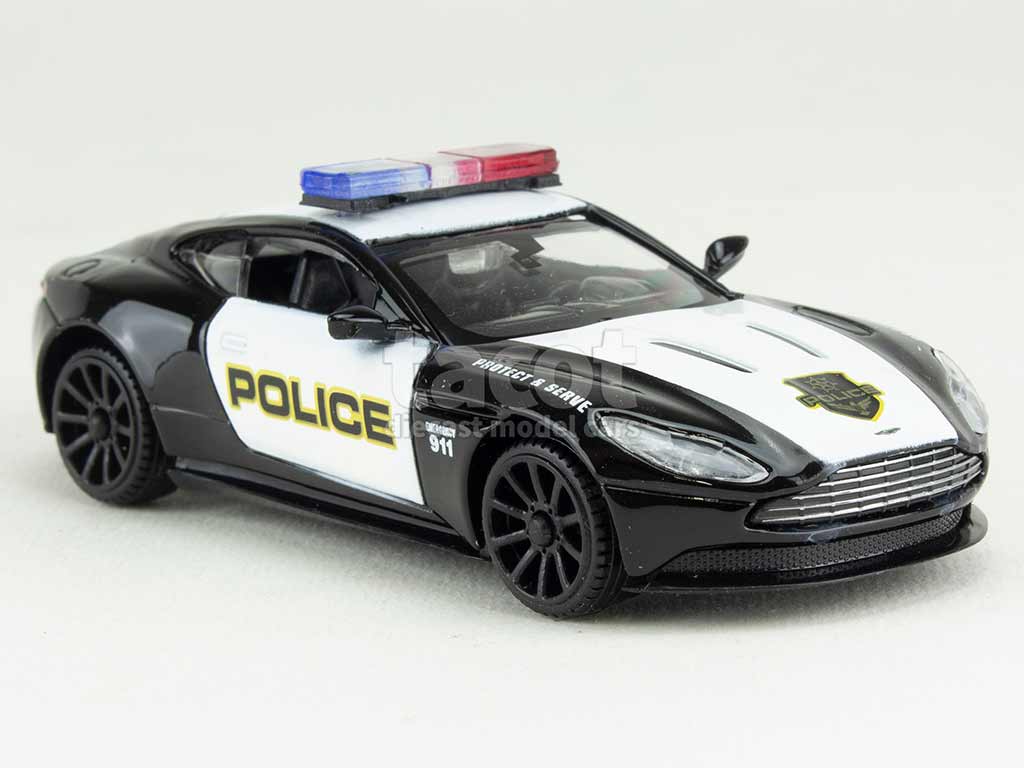 101596 Aston Martin DB11 Police