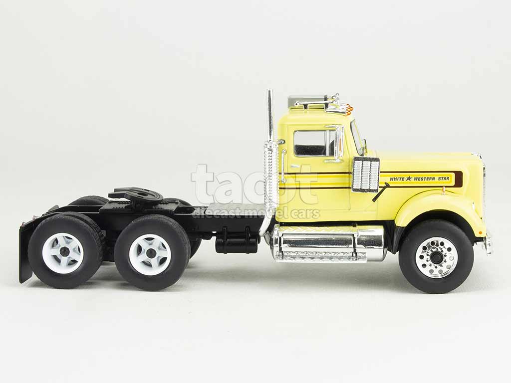 101737 White Western Star 4864 Tracteur 1970