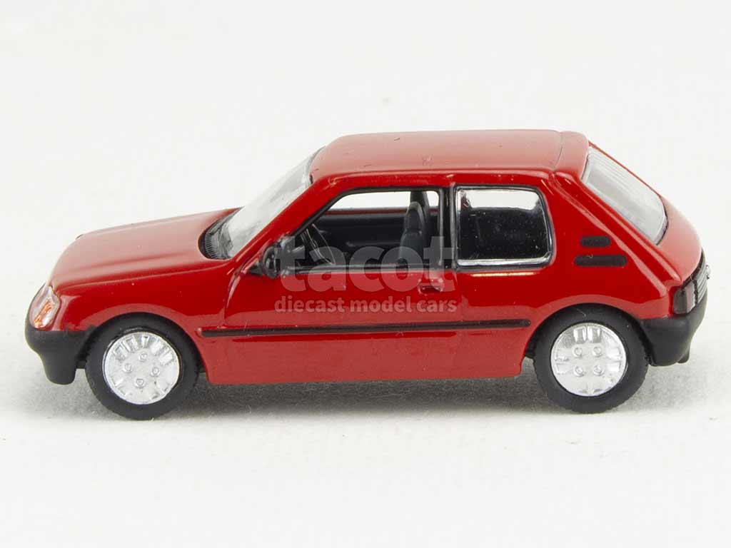 101818 Peugeot 205 XR 3 Doors 1985