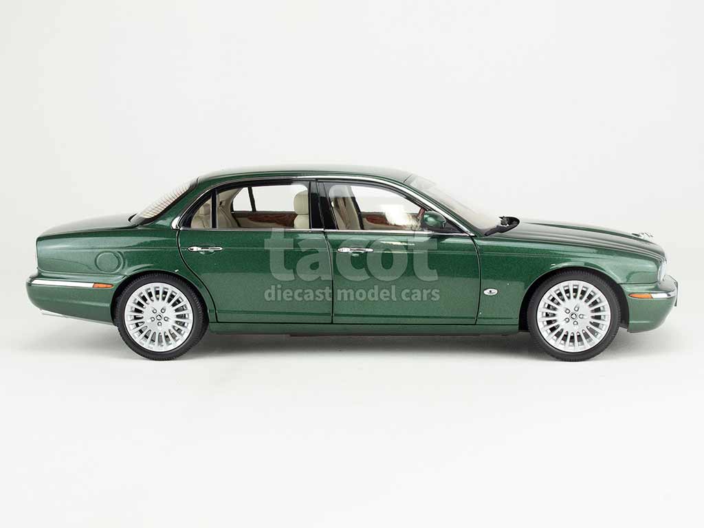 101888 Jaguar XJ6/ X350 2003