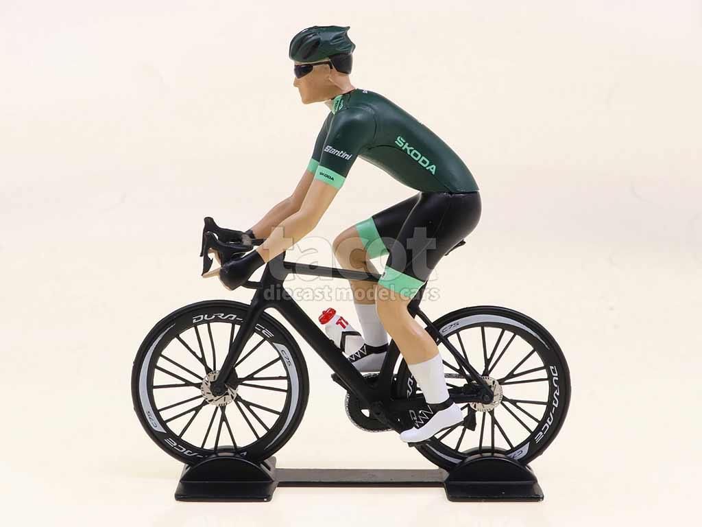 101939 Divers Cycliste Maillot Vert 2023