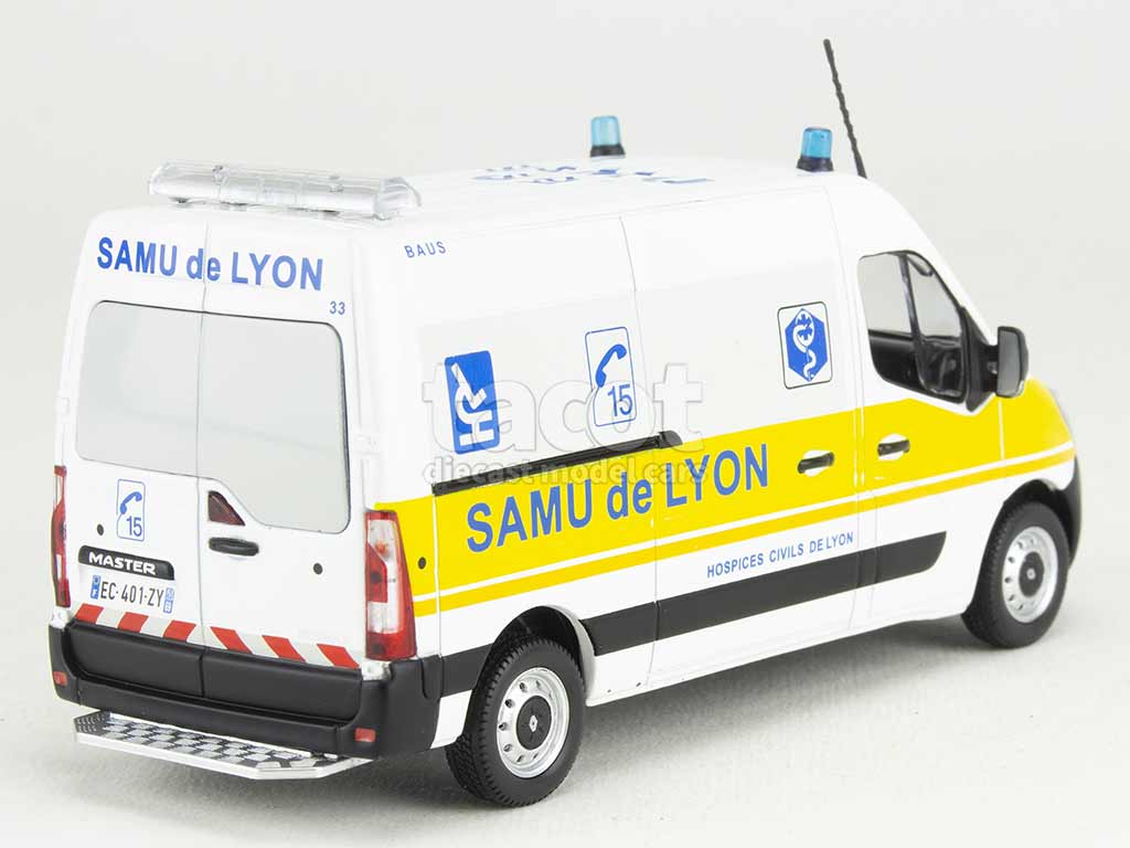 101999 Renault Master III Ambulance SAMU 69 2014