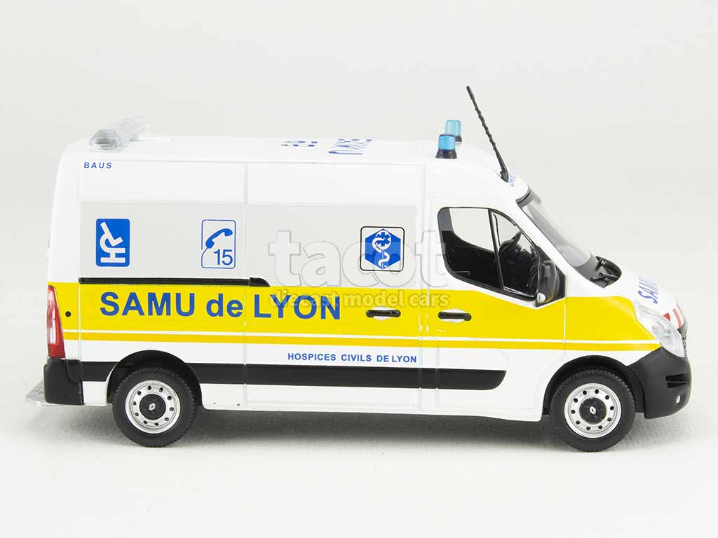 101999 Renault Master III Ambulance SAMU 69 2014