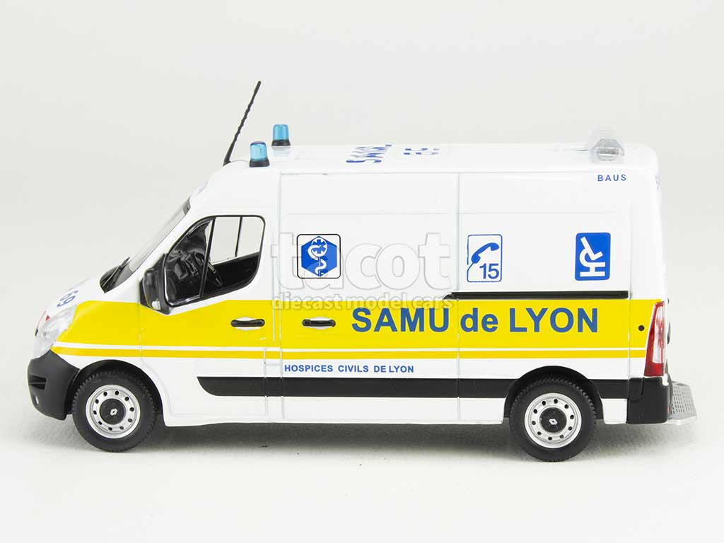 101999 Renault Master III Ambulance SAMU 69 2014