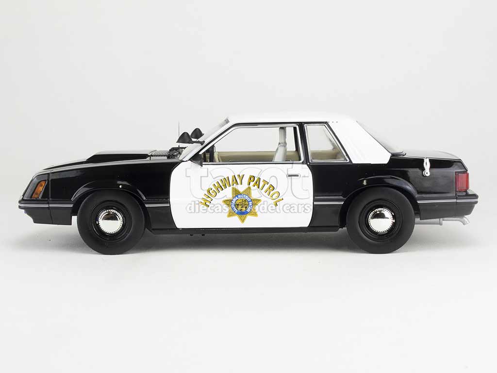 102066 Ford Mustang SSP Police 1982