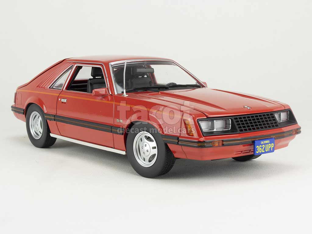 102070 Ford Mustang Ghia Charlie's Angels 1979