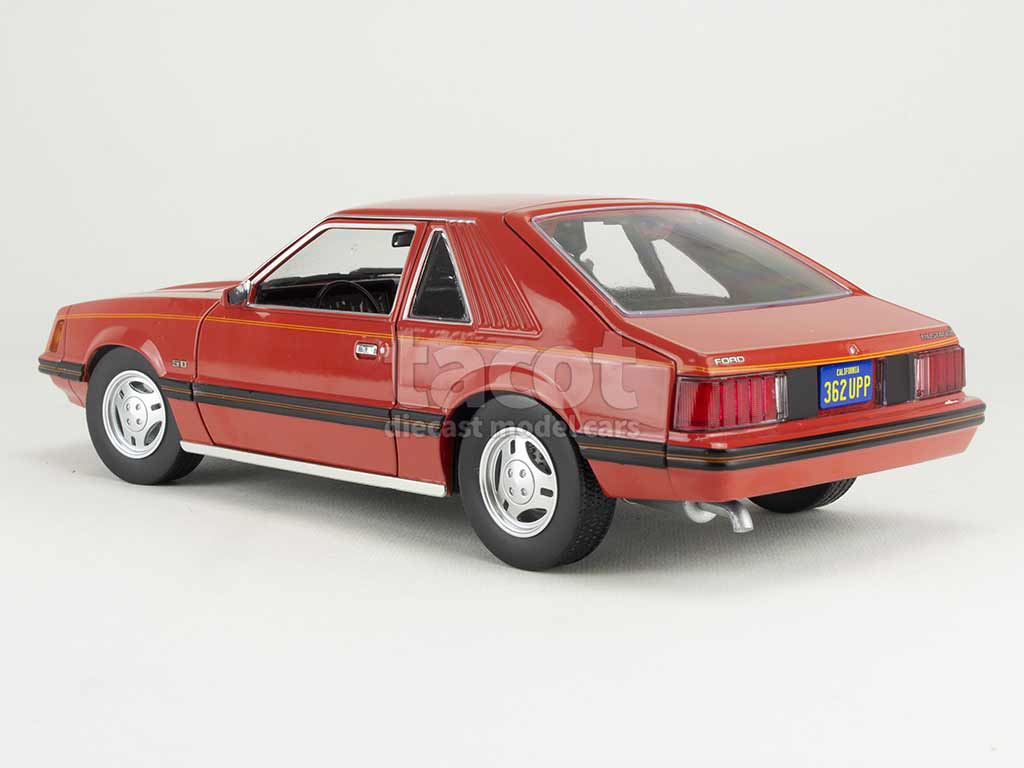 102070 Ford Mustang Ghia Charlie's Angels 1979