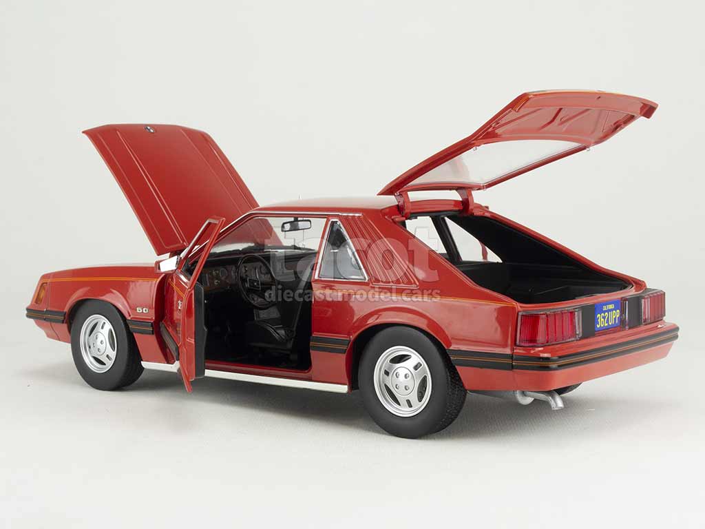 102070 Ford Mustang Ghia Charlie's Angels 1979