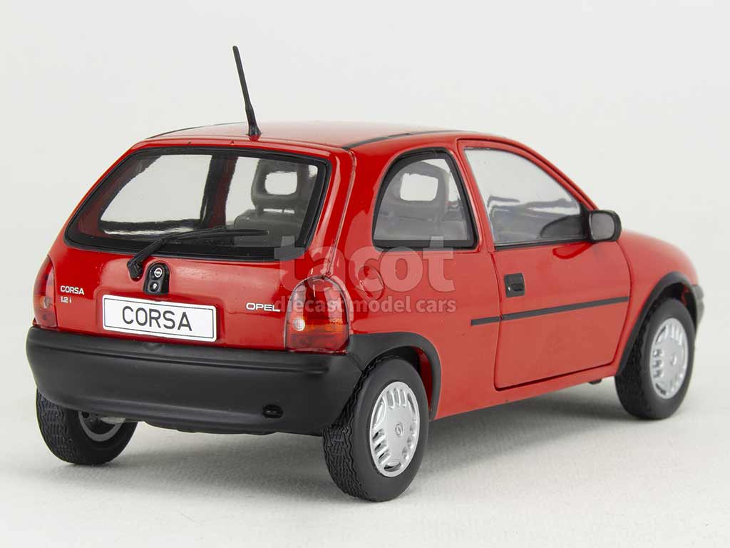 Opel - Corsa B 1993 - Whitebox - 1/24 - Autos Miniatures Tacot