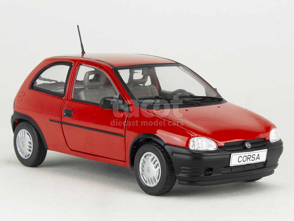 Opel - Corsa B 1993 - Whitebox - 1/24 - Autos Miniatures Tacot