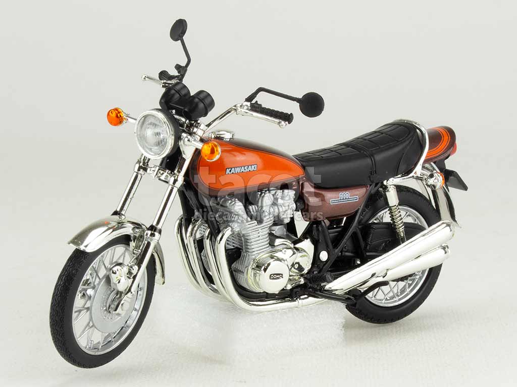 Kawasaki Z900 1973 Brown and Orange 1:18