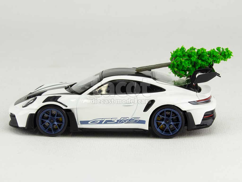 102456 Porsche 911/992 GT3 RS Christmas 2023