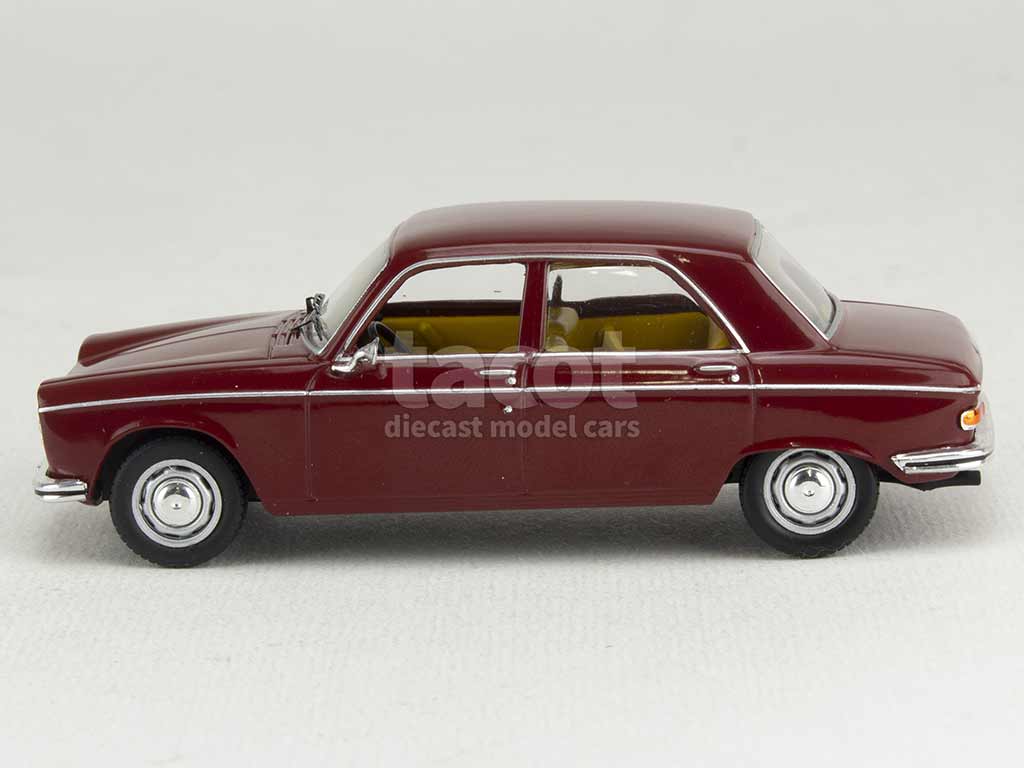 102554 Peugeot 204 Berline 1975