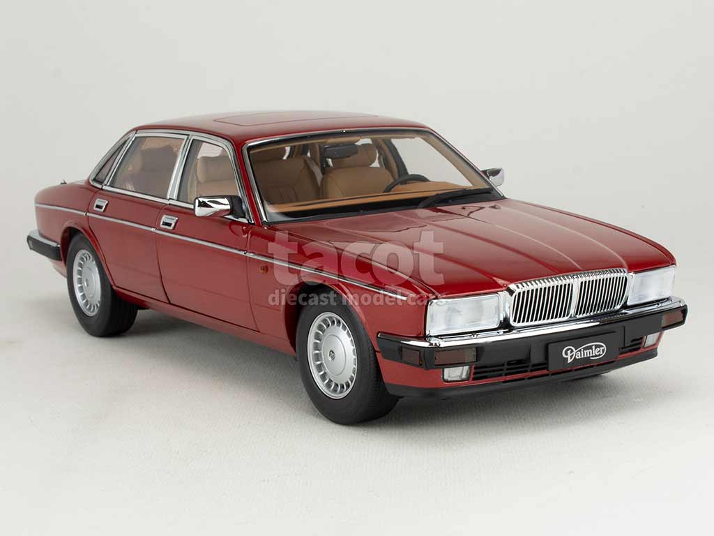 102594 Jaguar Daimler XJ40 1988