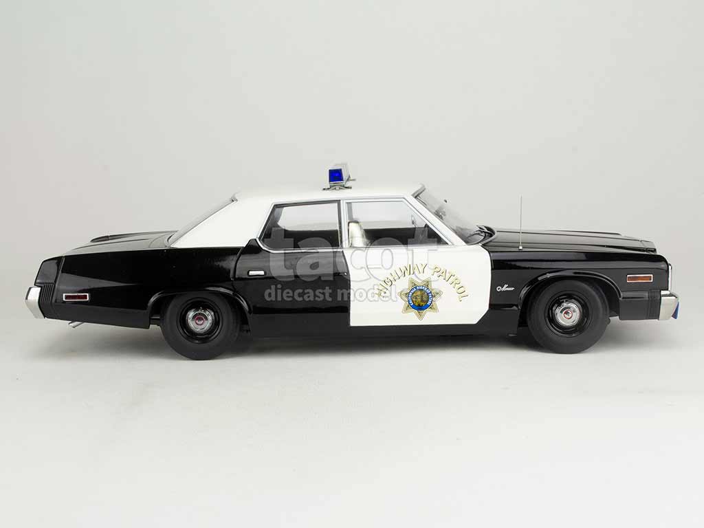 102600 Dodge Monaco Police 1974