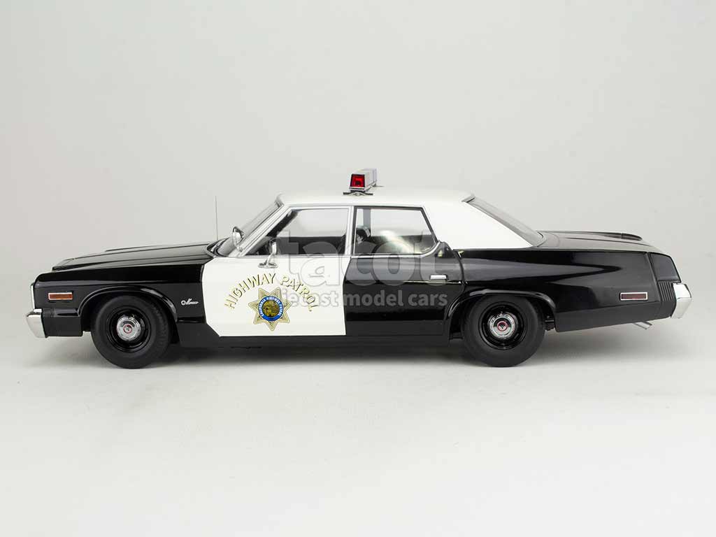 102600 Dodge Monaco Police 1974