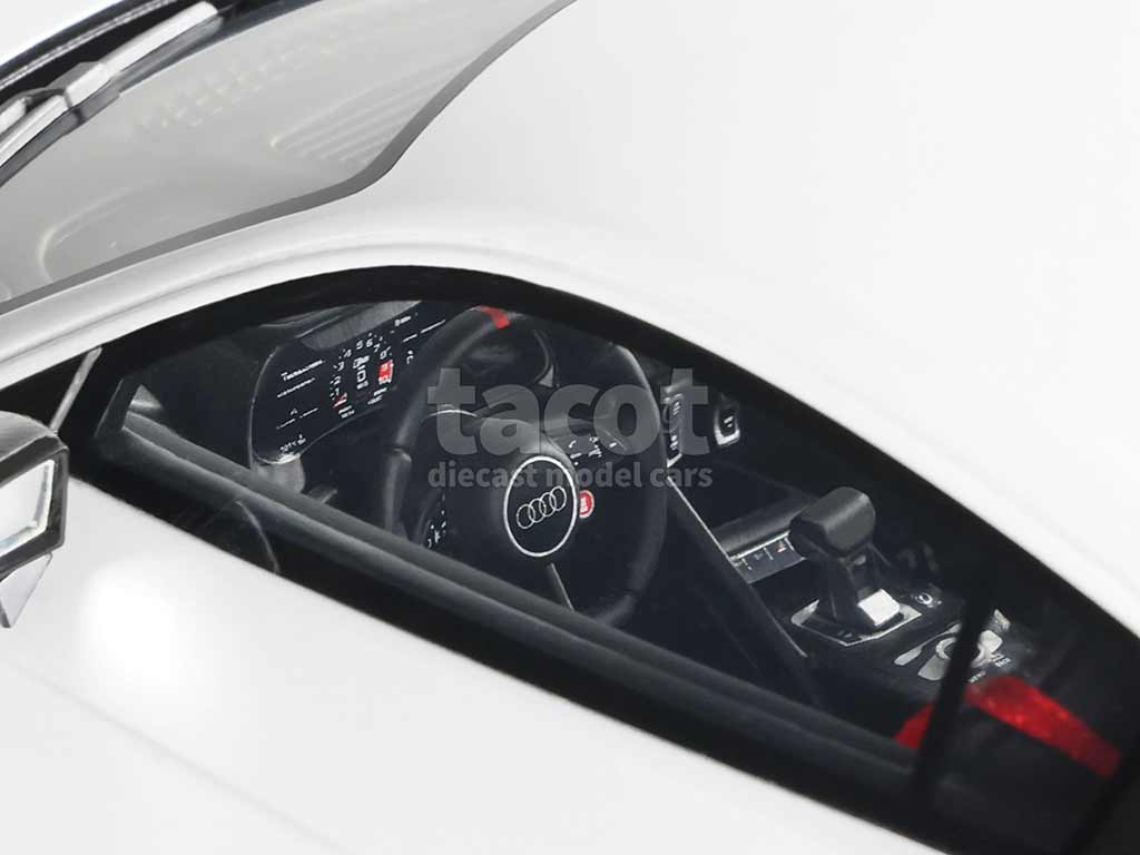 102695 Audi R8 V10 GT RWD 2022
